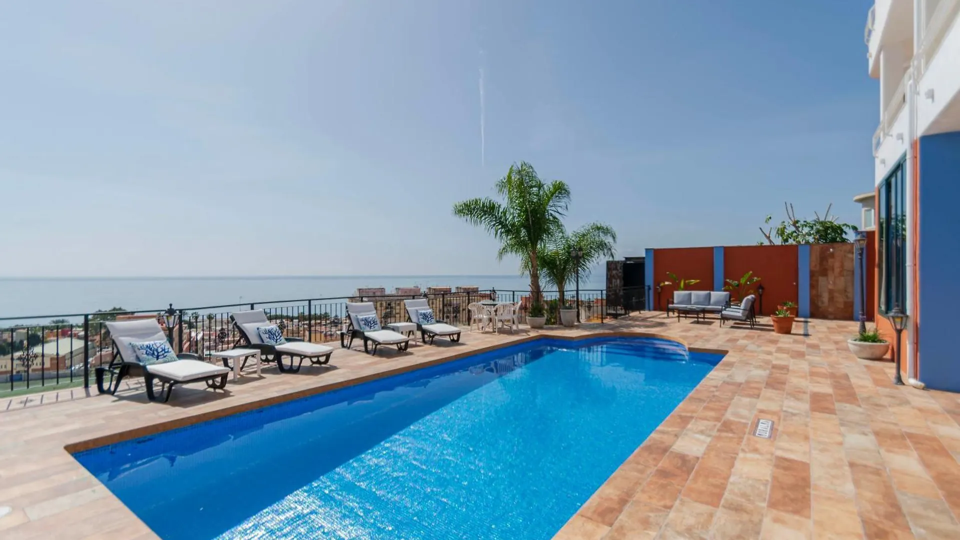 Mediterraneo Outdoor Pool Malaga
