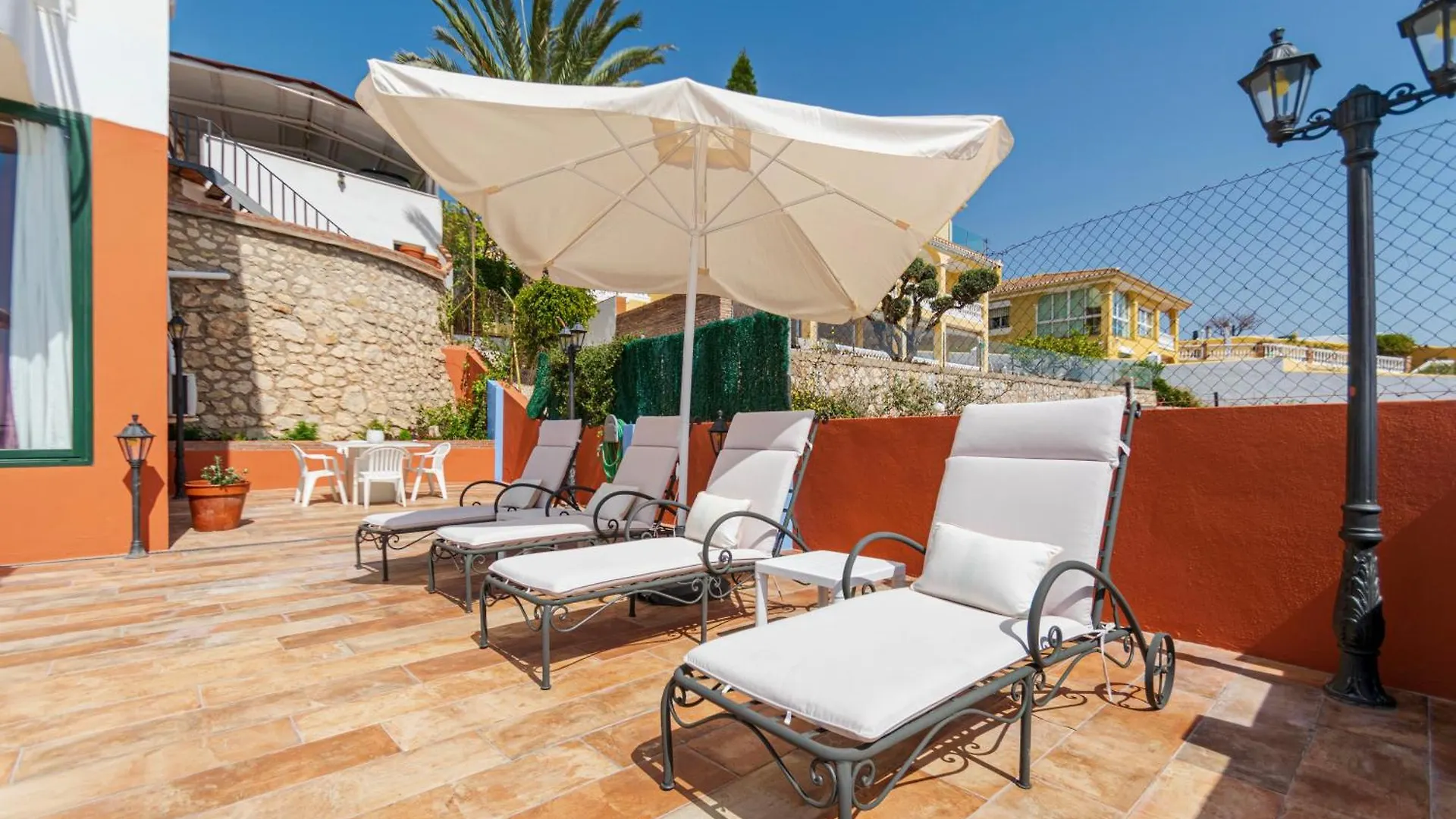 Lägenhet Mediterraneo Outdoor Pool Málaga